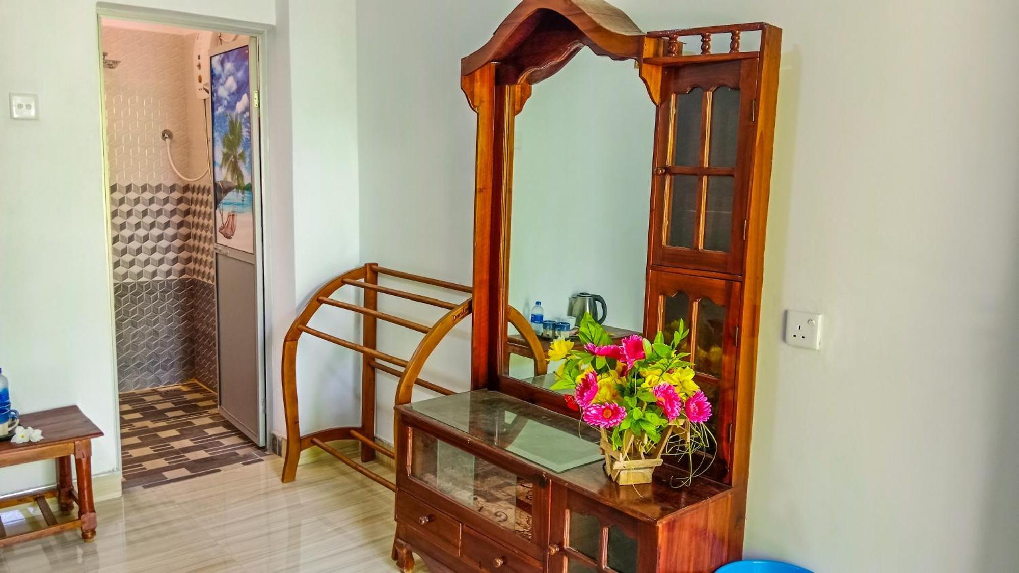 Gimhana Homestay Сигирия Екстериор снимка
