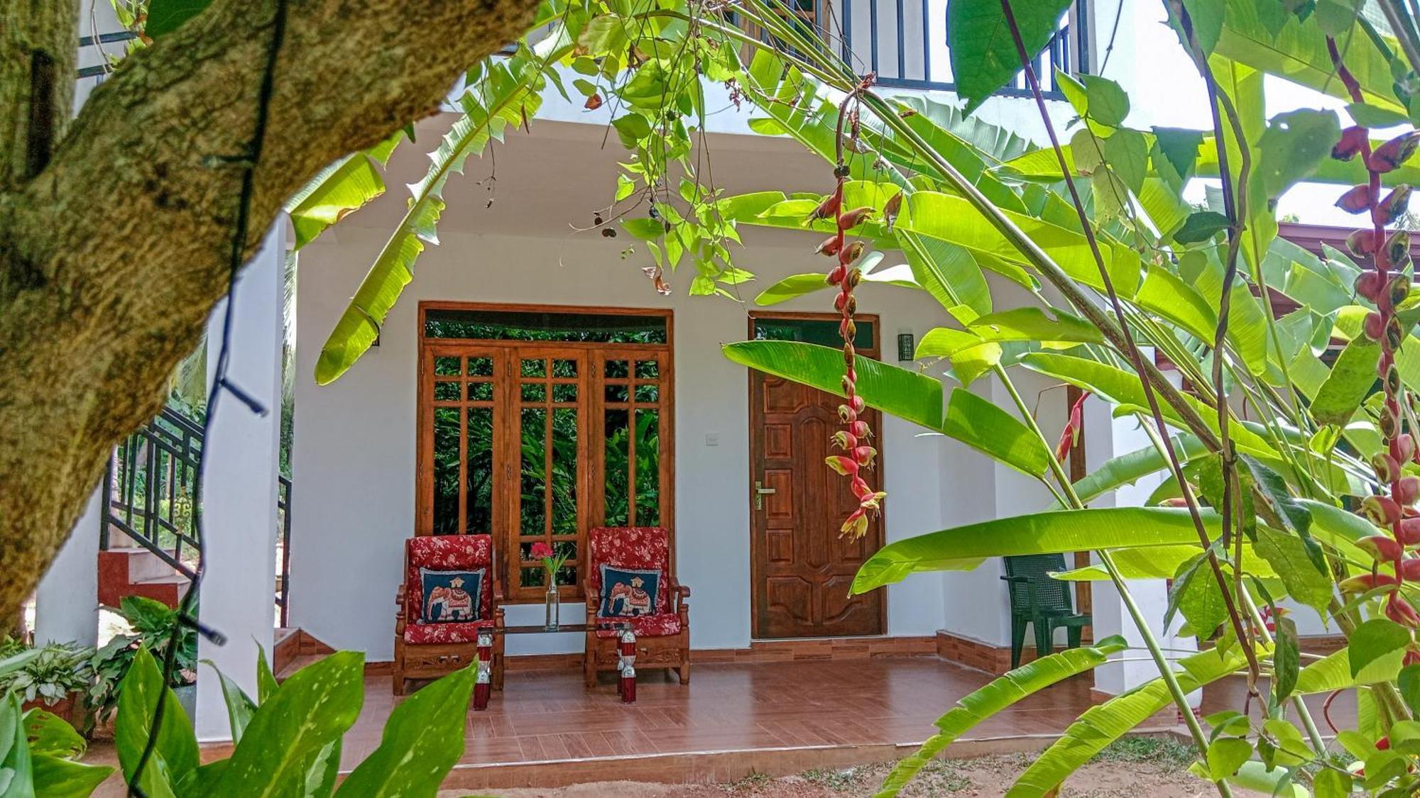 Gimhana Homestay Сигирия Екстериор снимка