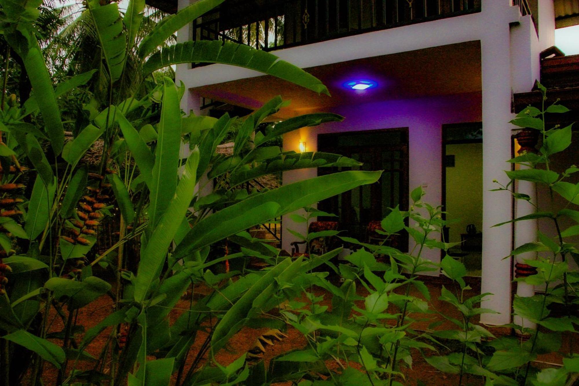 Gimhana Homestay Сигирия Екстериор снимка