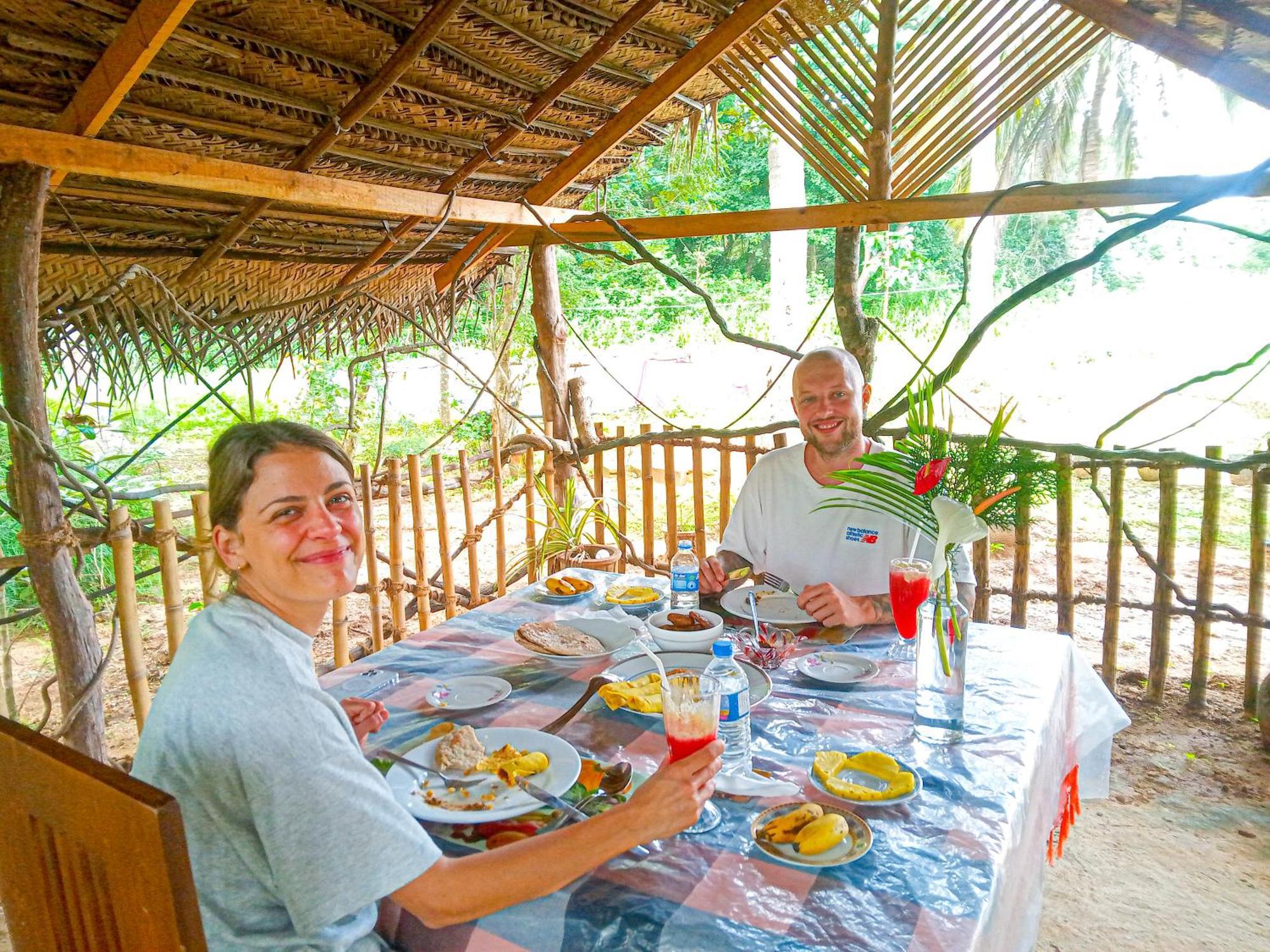 Gimhana Homestay Сигирия Екстериор снимка