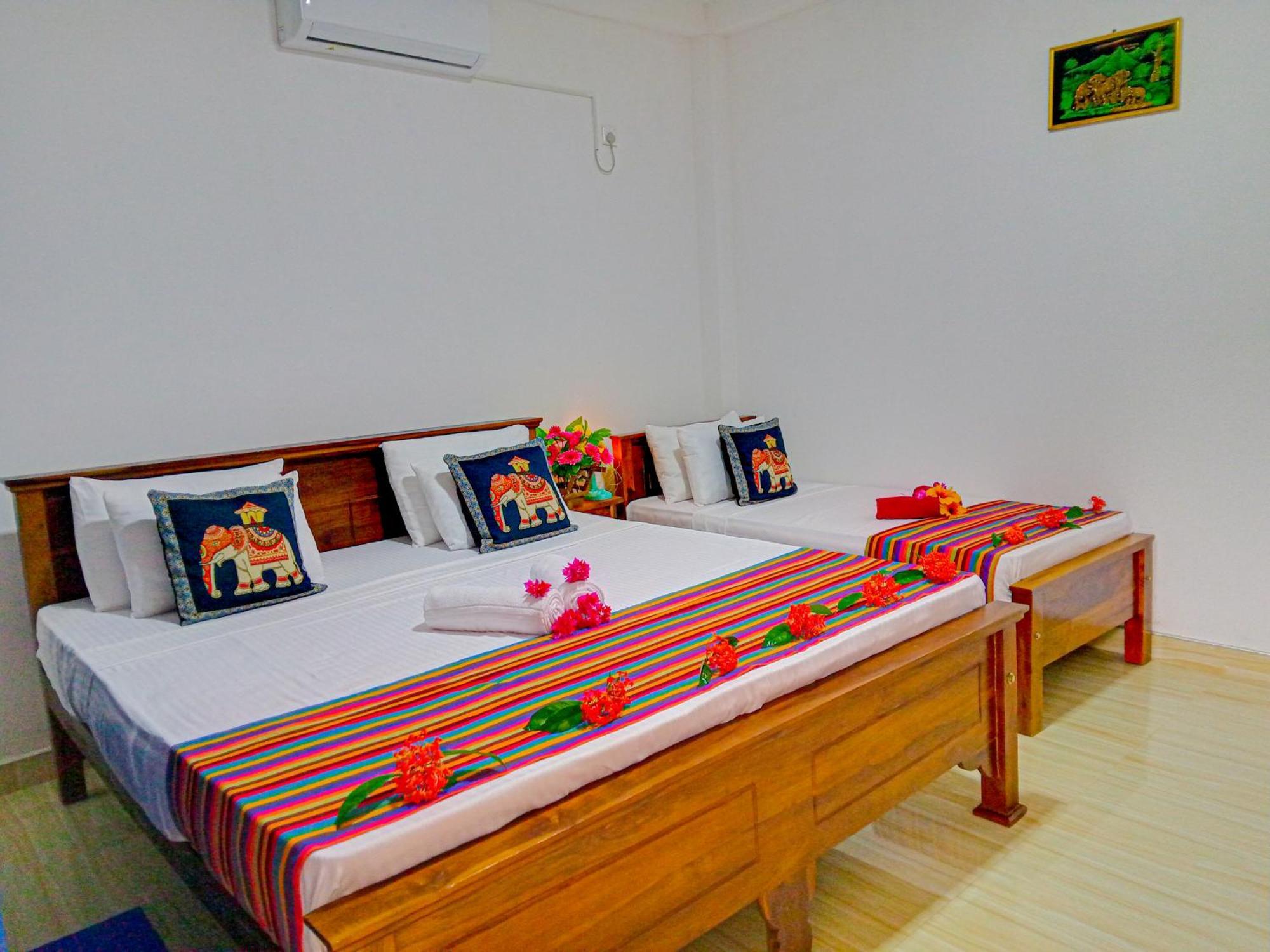 Gimhana Homestay Сигирия Екстериор снимка